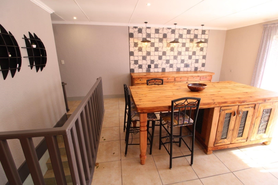 6 Bedroom Property for Sale in Doringkruin North West
